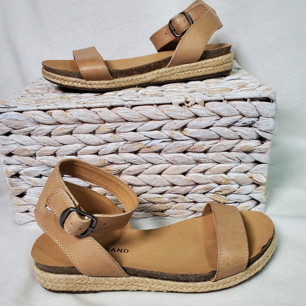 Lucky Brand Garston Tan Leather Strappy Sandal Size 6 M Boho, Chic, Minimalist